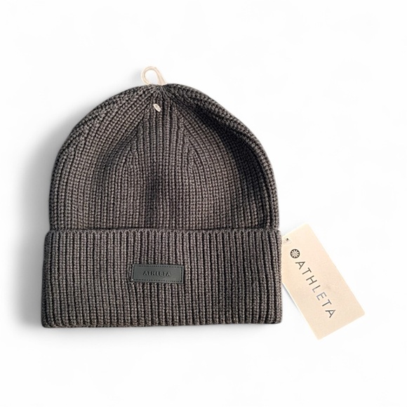 LOW START Athleta Ribbed Beanie - Picture 3 of 6